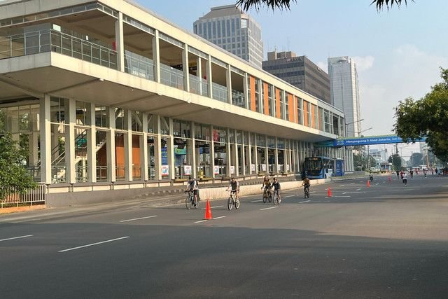 Suasana Car Free Day di Bundaran HI Jakarta Pusat yang Tenang Selama Ramadan