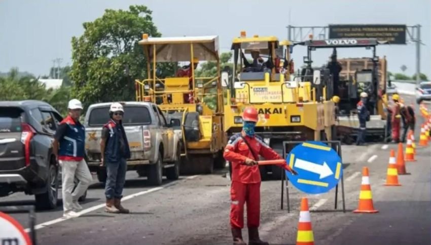 Jalan Tol Jakarta-Cikampek Sedang Diperbaiki, Perhatikan Rekayasa Lalu Lintas yang Diterapkan