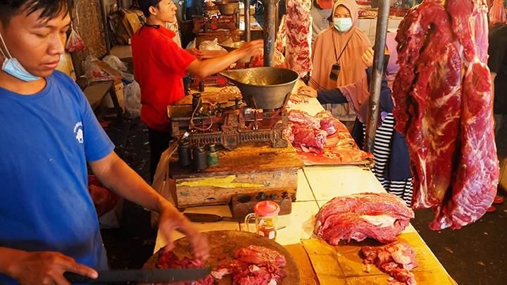 Harga Hati Sapi di Pasar Pondok Bambu Jakarta Timur Naik Menjelang Lebaran