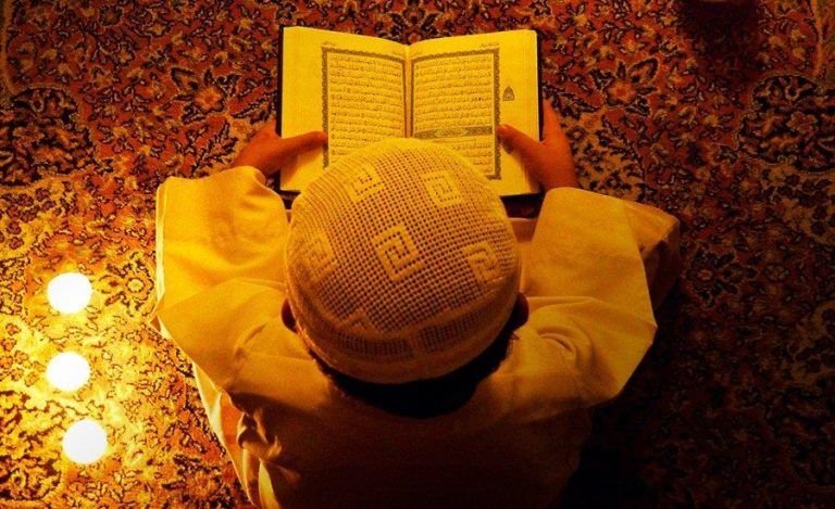 Peringatan Malam Nuzulul Qur'an 2025: Catat Tanggalnya!