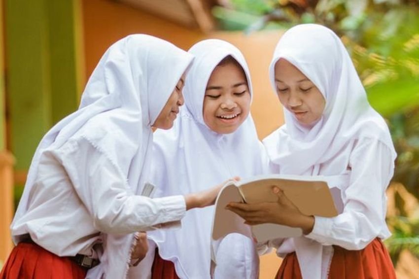 Menteri Pendidikan Ajak Siswa Isi Ramadhan 2025 dengan Kegiatan Positif dan Pembelajaran