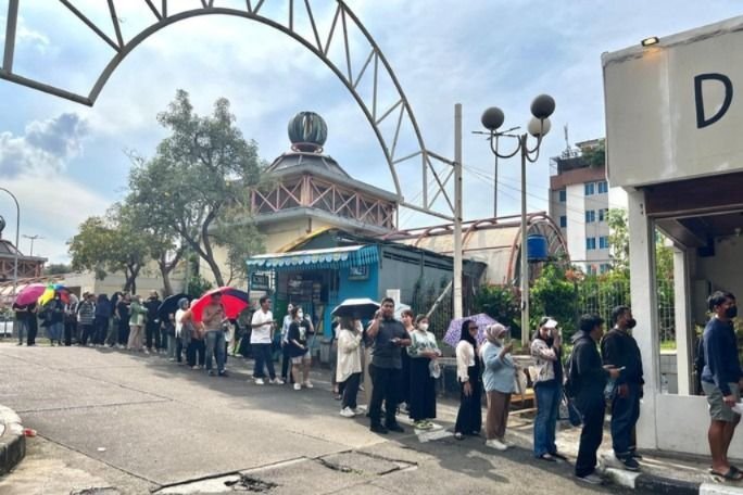 Antrean Jajanan Viral di Blok M Jadi Destinasi Warga Saat Libur Lebaran