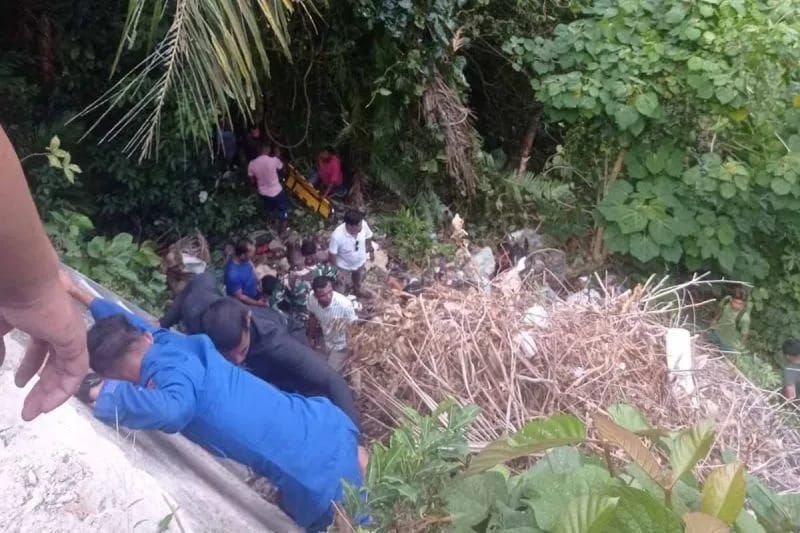 Kecelakaan Minibus Masuk Jurang di Sabang, Satu Tewas dan Tujuh Luka-luka