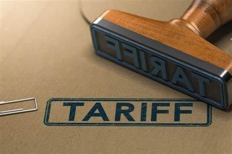 Dampak Tarif Impor terhadap Ekonomi: Antara Proteksi dan Risiko Perang Dagang