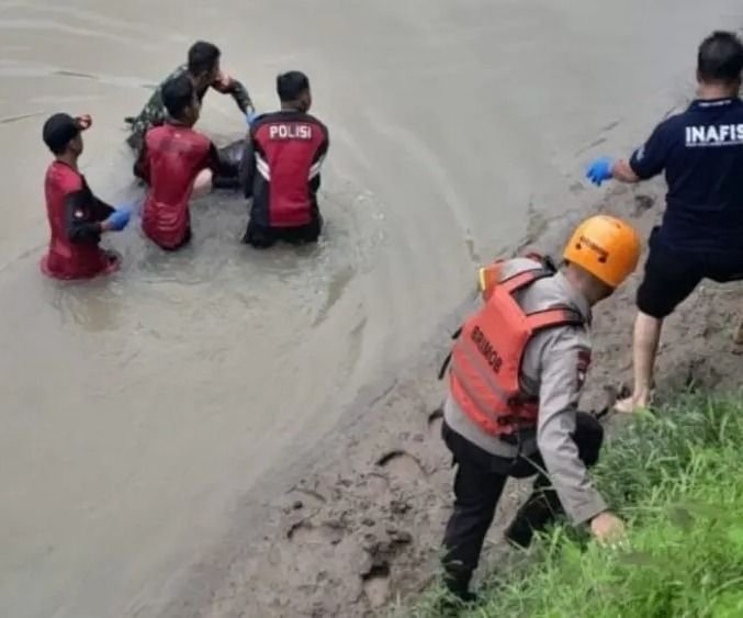 Jasad Polisi Bripka Aidil Ria Tambunan Ditemukan Setelah Hanyut di Sungai Padang