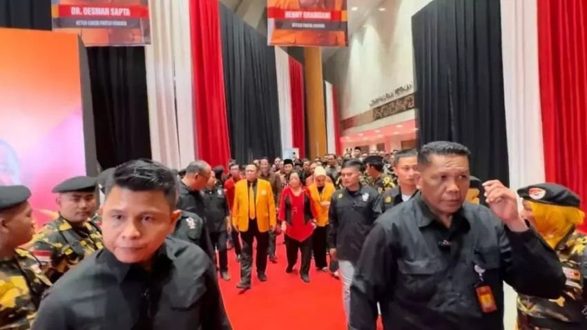 Meriah! Ribuan Kader Hadiri Pengukuhan DPP Partai Hanura 2024-2029 di JCC