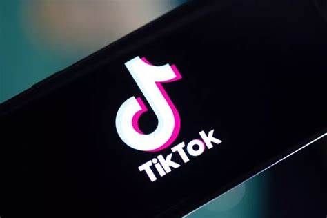Trump Tawarkan Keringanan Tarif untuk China Jika Setujui Penjualan TikTok ke AS?