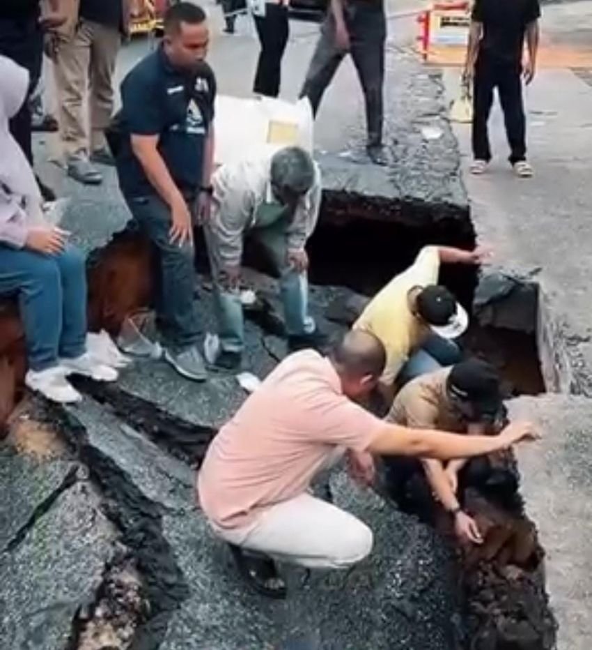 Jalan Lobak Amblas, Wali Kota Pekanbaru Agung Nugroho Turun Tangan Langsung