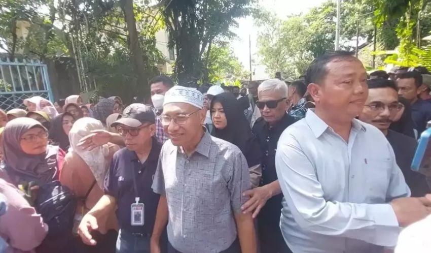 TPUA Datangi Rumah Jokowi di Solo, Klarifikasi Dugaan Ijazah Palsu