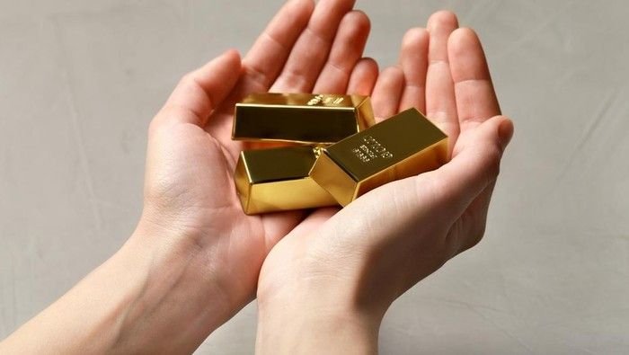 Harga Emas Antam Turun Rp 17.000 per Gram pada Jumat, 4 April 2025