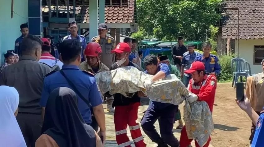 Diduga Karena Percikan Api Batang Rokok, Kakek di Temanggung Tewas Terpanggang Hidup-hidup