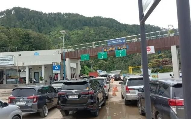 Long Weekend Waisak 2025, Pulau Samosir Diserbu Wisatawan