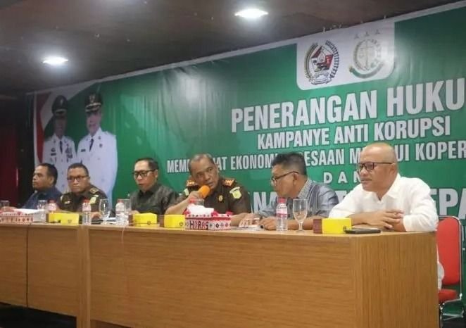 Kajari Taput dan Bupati Taput Tandatangani MoU Kampanye Antikorupsi dan Perkuat Koperasi Merah Putih