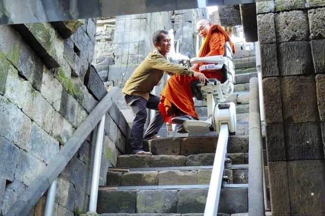 Menteri Fadli Zon Pastikan Stairlift di Candi Borobudur Akan Dipermanenkan, Tanpa Merusak Cagar Budaya