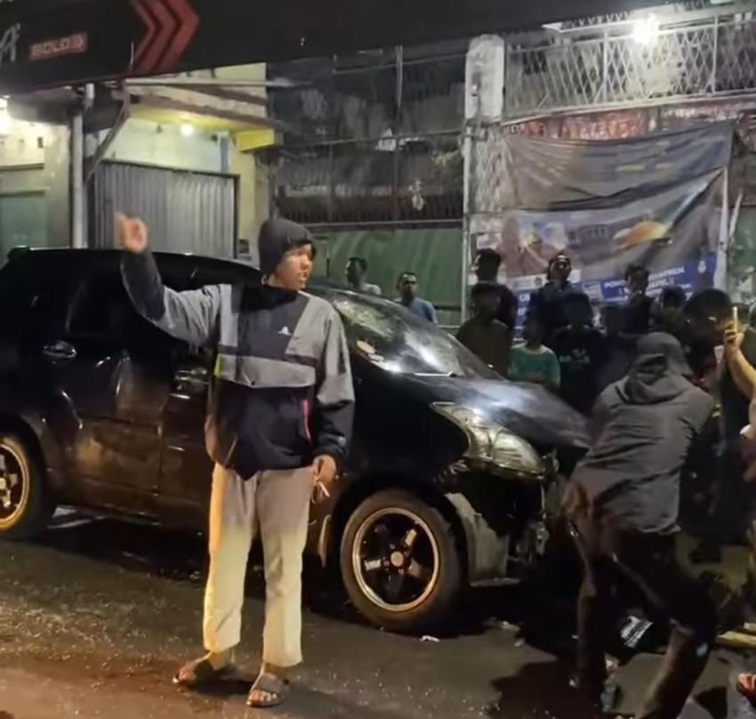 Pemobil Diteriaki Maling dan Panik, Tabrak Enam Kendaraan di Cibungbulang Bogor