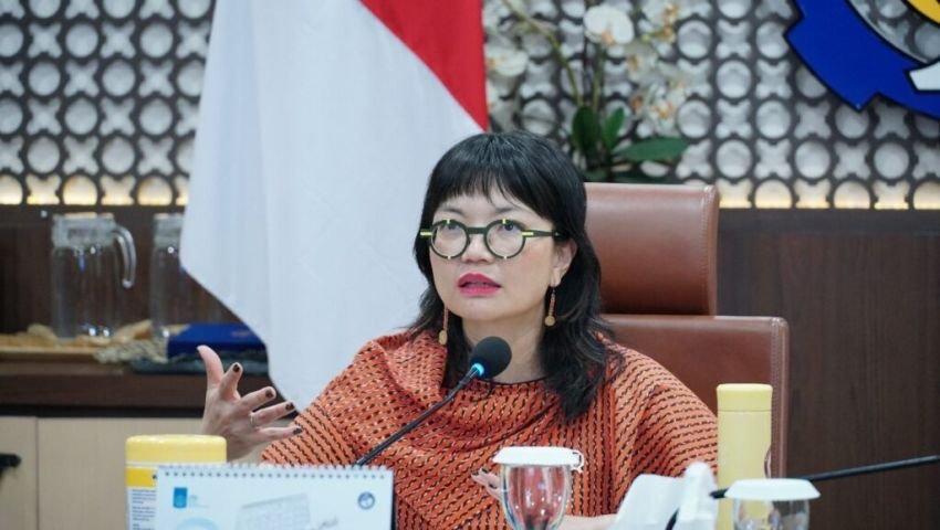 Kemdiktisaintek Imbau Mahasiswa di AS Tidak Keluar Negara Terkait Penghentian Visa Pelajar