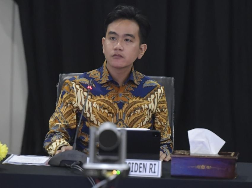 Wapres Gibran: Kurikulum AI Akan Diterapkan di SD hingga SMK Mulai Tahun  Ajaran Baru 2025