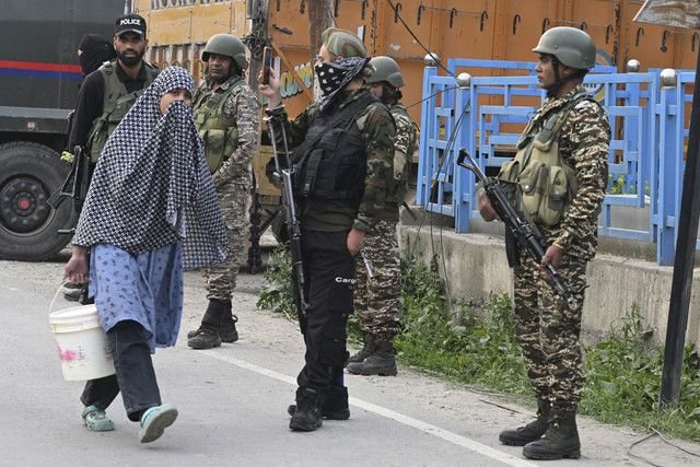 Militer Pakistan Klaim Tembak Jatuh 12 Drone India, Ketegangan Semakin Meningkat