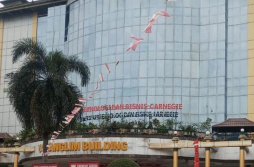 Polisi Gerebek Arena Judi di Food Court Yanglim Plaza, 10 Tersangka Diamankan