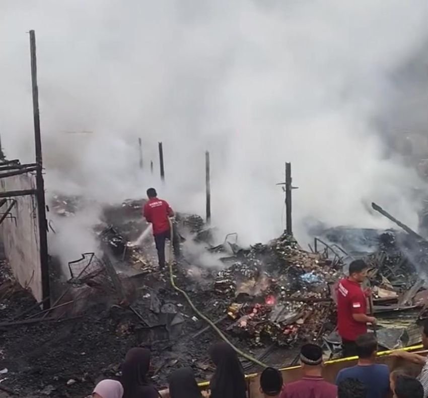 Tiga Ruko di Aceh Timur Ludes Terbakar, Kerugian Capai Ratusan Juta Rupiah
