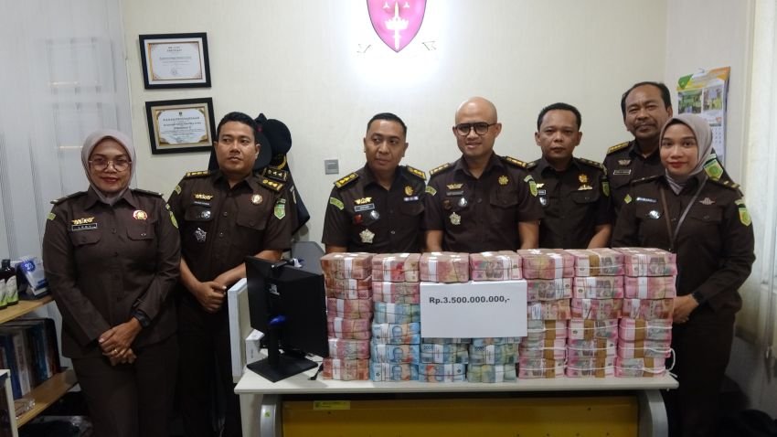 Kejati Sumut Terima Pengembalian Kerugian Negara Rp 3,5 Miliar dari Terdakwa Dugaan Korupsi ADD Kota Padangsidimpuan