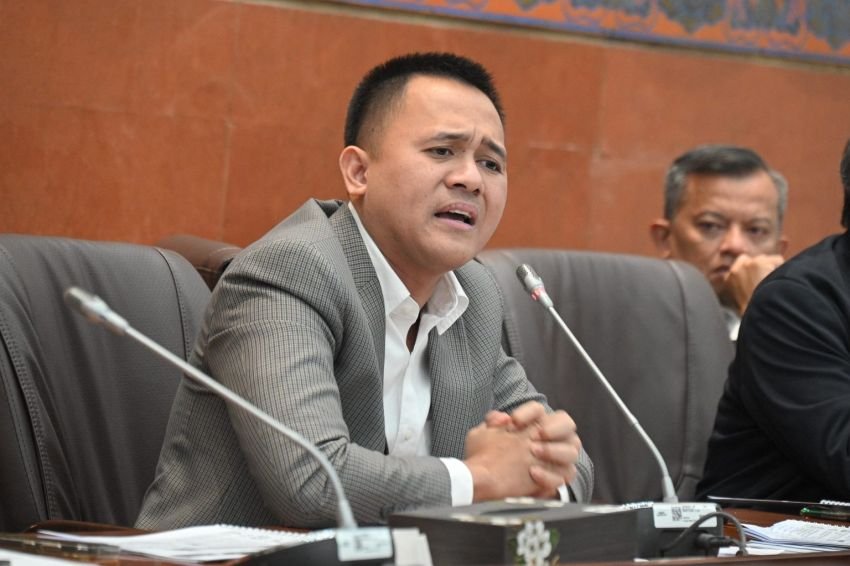 Mufti Anam Kritik Rencana Pajak UMKM Online: “Jangan Tambah Luka Rakyat yang Sedang Berdarah”