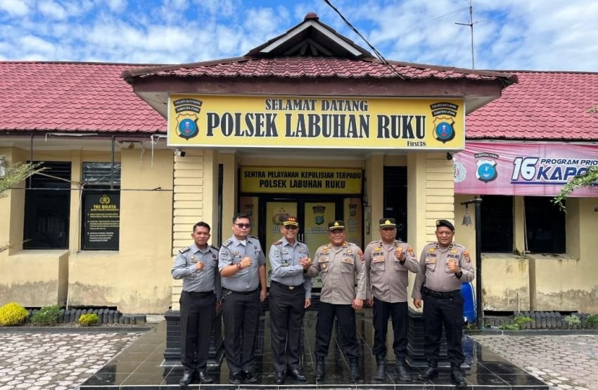 Kalapas Labuhan Ruku Sambangi Polsek, Tingkatkan Sinergitas Keamanan Lapas