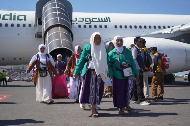 11 Jemaah Haji Asal Jatim Diduga Terpapar Covid-19 Usai Tiba di Debarkasi Surabaya