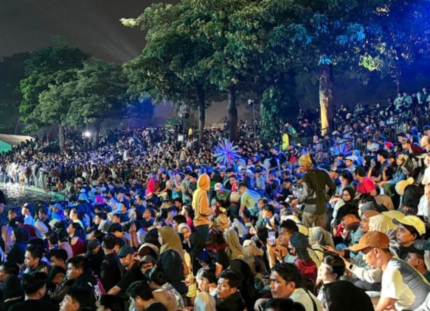 Ribuan Warga Padati Lapangan Banteng Rayakan HUT ke-498 Jakarta, Harap Ibu Kota Makin Maju