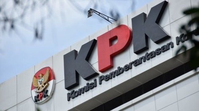 OTT Proyek Jalan PUPR Sumut: 6 Terduga Korupsi Tiba di KPK