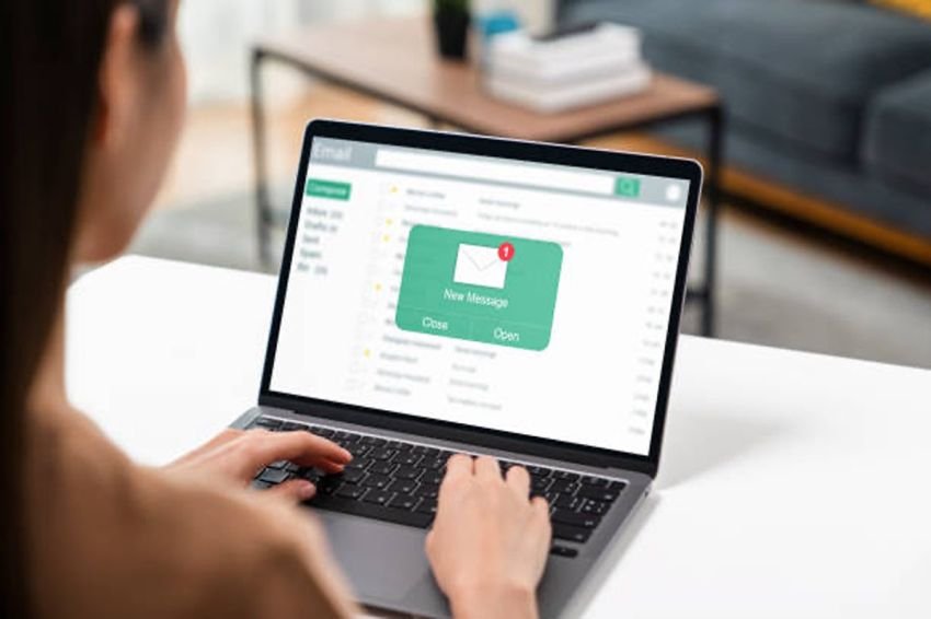 Mudah dan Cepat, Begini Cara Membuat Body Email Lamaran Kerja via ChatGPT