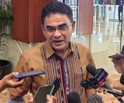 DPR Terima Surat Purnawirawan TNI Soal Pemakzulan Gibran, Andreas Hugo Pareira: Bentuk Kepedulian Senior Bangsa