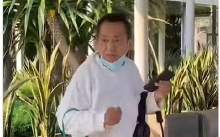 Teriaki "T3ror1s" dan Pukul Penumpang, Seorang Kakek Masuk Daftar Hitam TransJakarta!