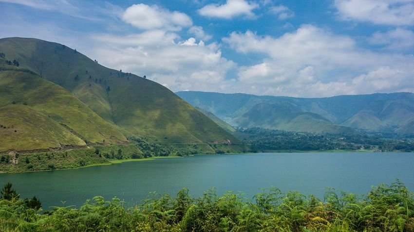 Pemprov Sumut Ingatkan Operator Kapal di Danau Toba: Stop Berlayar Saat Angin Kencang