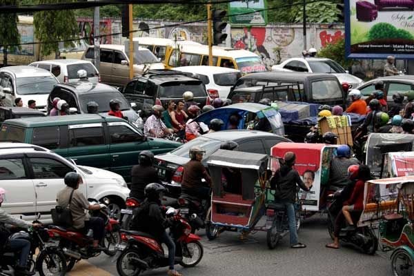 Waduh! Medan Masuk 15 Besar Kota Termacet Dunia Versi TomTom Traffic Index, Kadishub Angkat Bicara?
