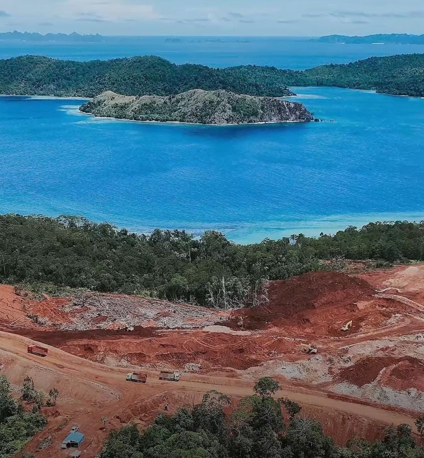Di Balik Tambang Nikel Raja Ampat: Izin Bermasalah, Lingkungan Rusak, Siapa Bertanggung Jawab?