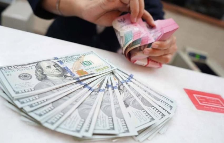 Rupiah Melemah, Dolar AS Tembus Rp 16.300
