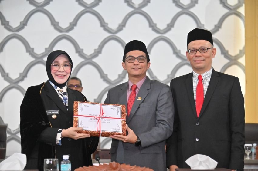 DPRK Banda Aceh Gelar Rapat Paripurna Penyerahan Raqan Pertanggungjawaban APBK 2024