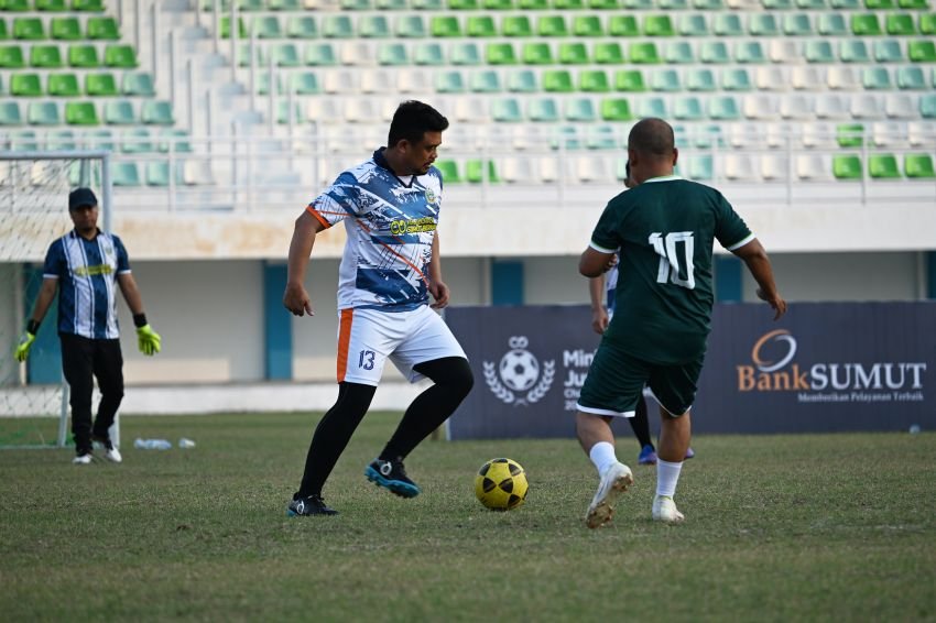 Buka Kejuaraan Mini Soccer Jurnalis Championship 2025, Bobby Nasution Tekankan Semangat Silaturahmi Wartawan