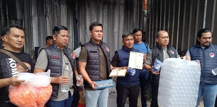 Gudang Ciu Oplosan di Bogor Digerebek, 5 Orang Jadi Tersangka: Omzet Capai Rp 6 Juta per Hari