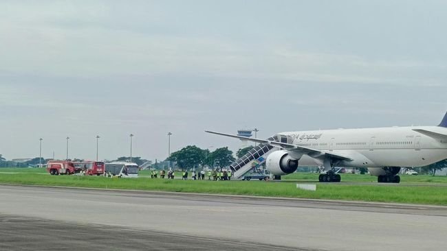 Kronologi Pesawat Saudia Airlines yang Bawa Jemaah Haji Mendarat Darurat di Kualanamu Akibat Ancaman Bom