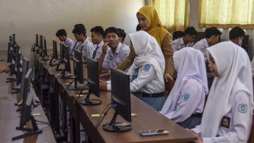 PGRI Tolak Pengamanan Polisi dalam Pelaksanaan TKA, Minta Pemerintah Bangun Kepercayaan ke Guru