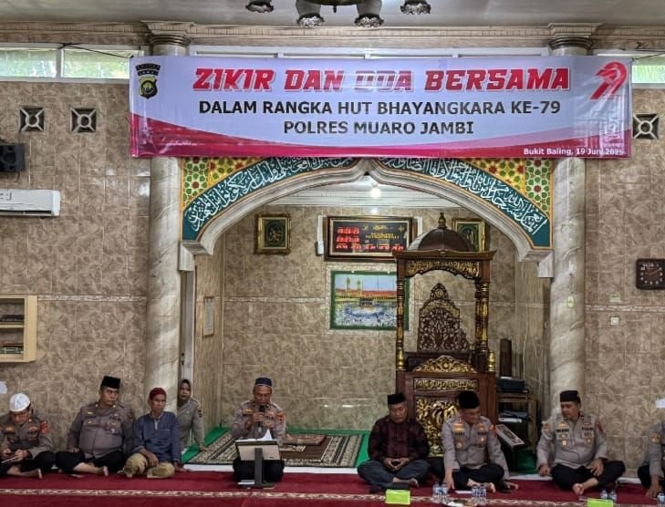 Sambut Hari Bhayangkara ke-79, Polres Muaro Jambi Gelar Zikir dan Doa Bersama di Masjid Istiqomah