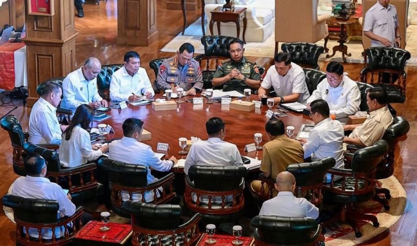 Presiden Prabowo Panggil Pejabat Tinggi ke Hambalang, Bahas Krisis Global dan Dampaknya bagi Indonesia