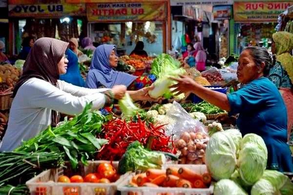 Harga Pangan Nasional Turun di Akhir Pekan, Cabai dan Bawang Alami Penurunan Signifikan