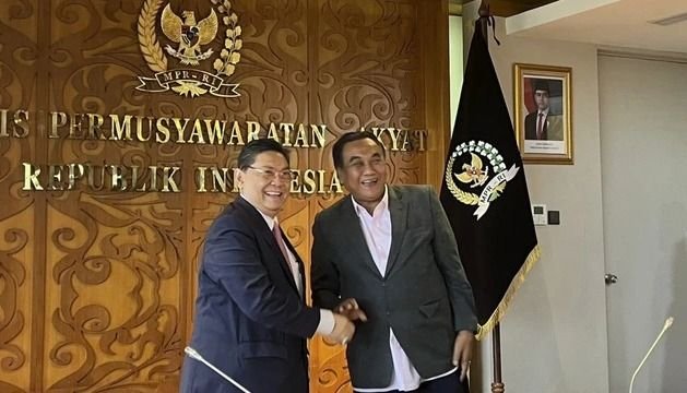 Bambang Pacul Sentil Pernyataan Fadli Zon soal Pem3rko54an Massal 1998: “Jangan Sok Bener Sendiri”