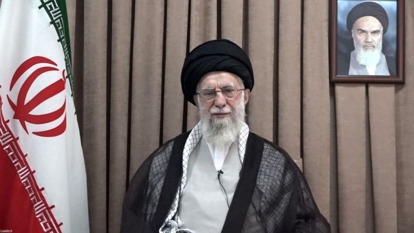 Ali Khamenei Keturunan Nabi? Ini Penjelasan Silsilah Sang Pemimpin Tertinggi Iran