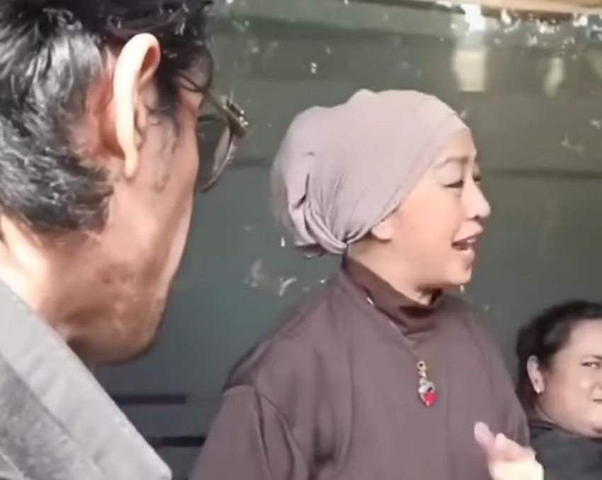 Ibunda Kimberly Ryder Labrak Edward Akbar Soal Nafkah Anak: “Apakah Kamu Bangga dengan Rp6 Juta?”