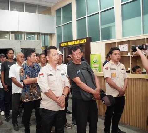 Kejati Tangkap 20 Kades di Lahat, Camat Diduga Kumpulkan Pungli dari Dana Desa