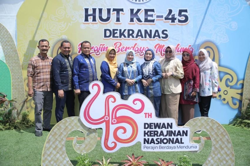 Ketua Dekranasda Asahan Ikuti Semarak HUT ke-45 Dekranas, Tampilkan Kerajinan Unggulan di Balikpapan